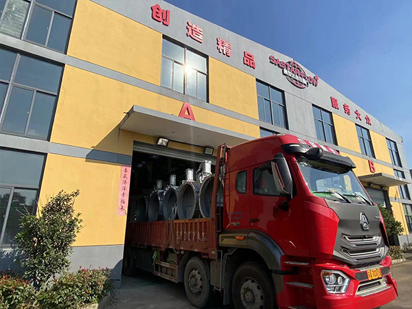 DN1100提升閥發(fā)往廣東某環(huán)保公司項(xiàng)目現(xiàn)場